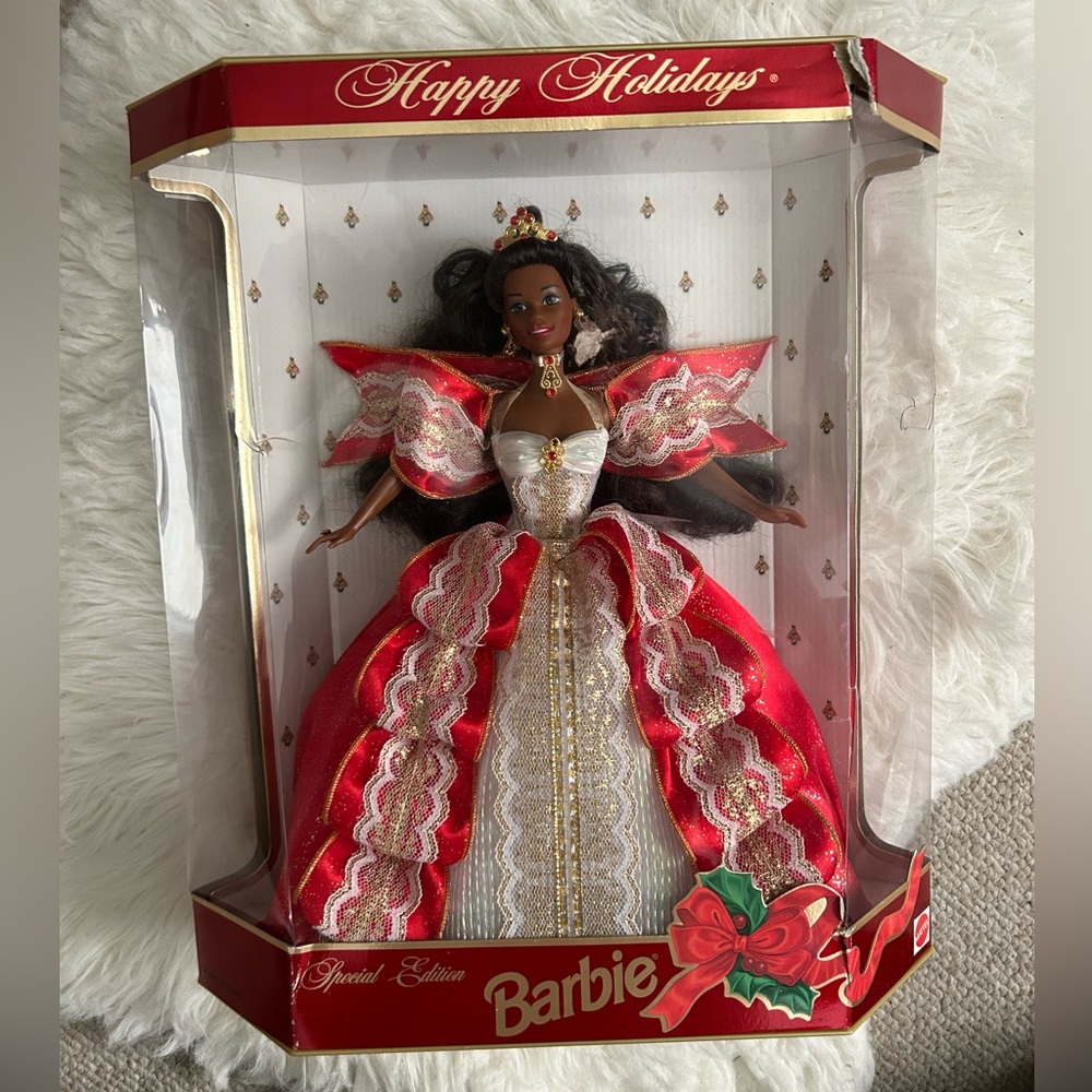 African American 1997 Vintage Mattel Happy Holidays Special Edition Barbie Doll